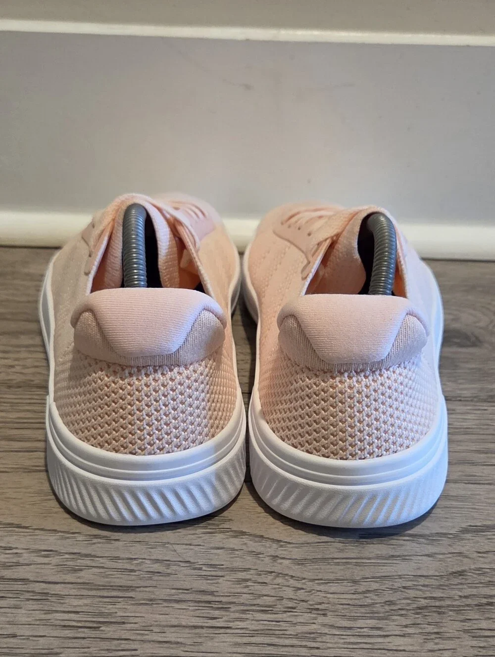 NWOT AIRHAS Wide-Toebox Minimalist Comfort Sneakers - Pink - Size 10.5 WIDE